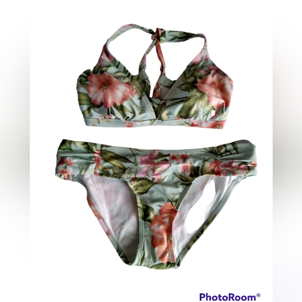 Kona Sol 2pc Swim suit, NEW